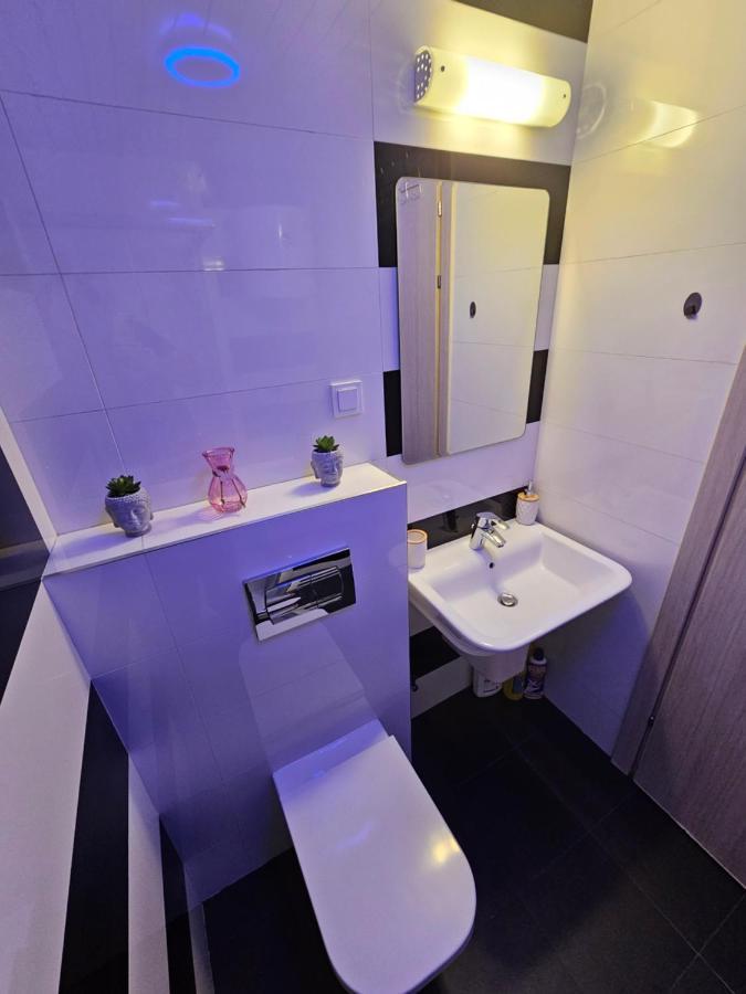סקופיה Eva'S Premium Apartments מראה חיצוני תמונה