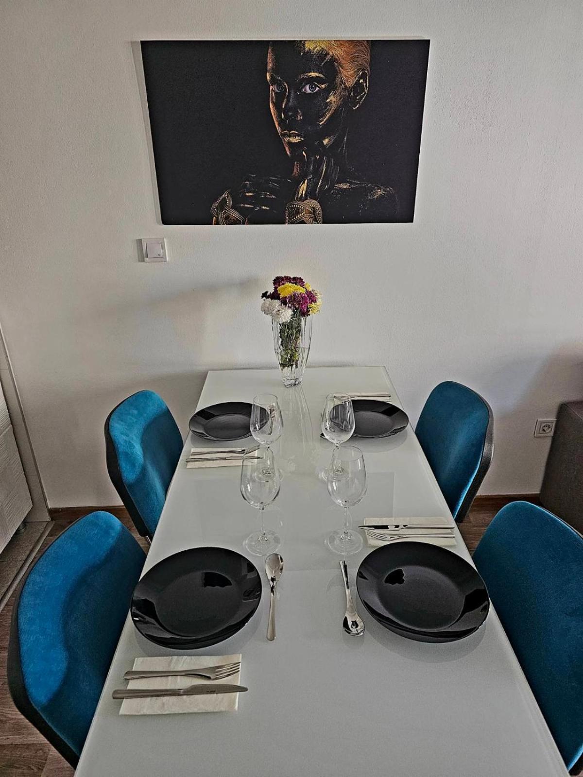 סקופיה Eva'S Premium Apartments מראה חיצוני תמונה
